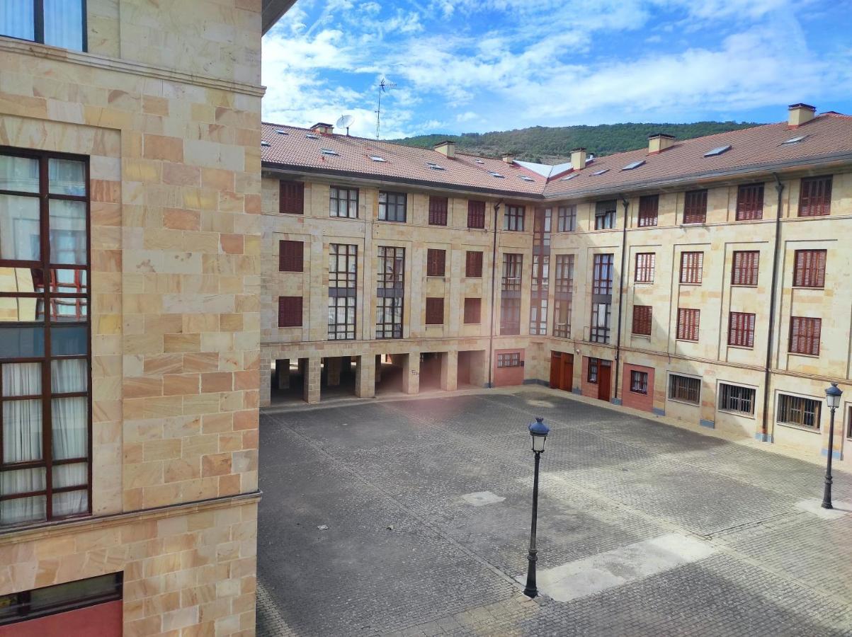 Apartamento Parque Europa Ezcaray Esterno foto